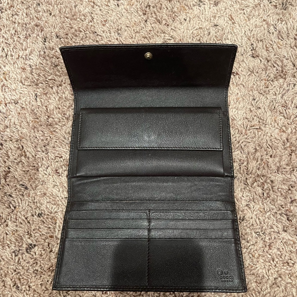 Authentic Gucci Web Wallet - Picture 4 of 15